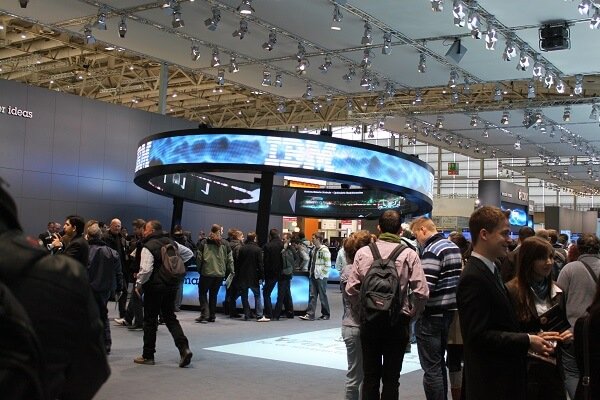 Get Noticed with High-Impact Trade Show Signage in Vancouver