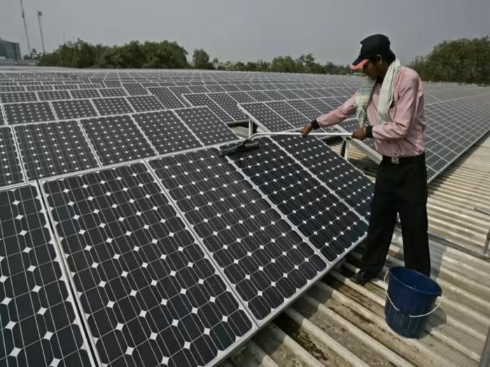 Solar Maintenance Services for Reliable Solar Performance
