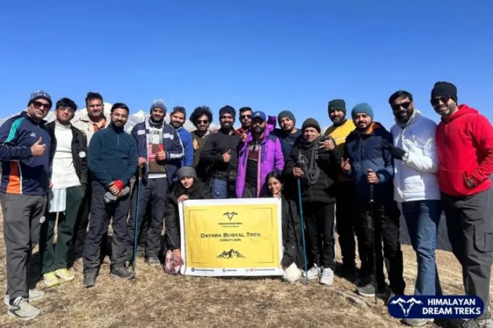Dayara Bugyal Trek – Explore the Beautiful Himalayan Meadows