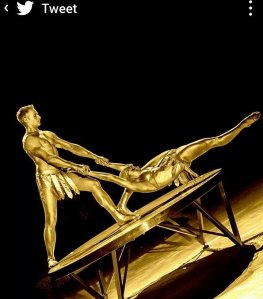 Duo hand to hand gold Acrodreams